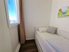 Fenster im sep. Zimmer